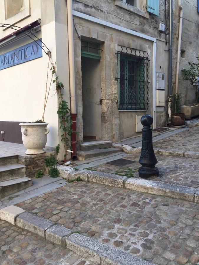 Reveil Vue Sur Les Arenes Apartment Arles Exterior foto